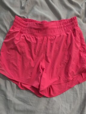 Lululemon Sonic Pink Hotty Hot Shorts